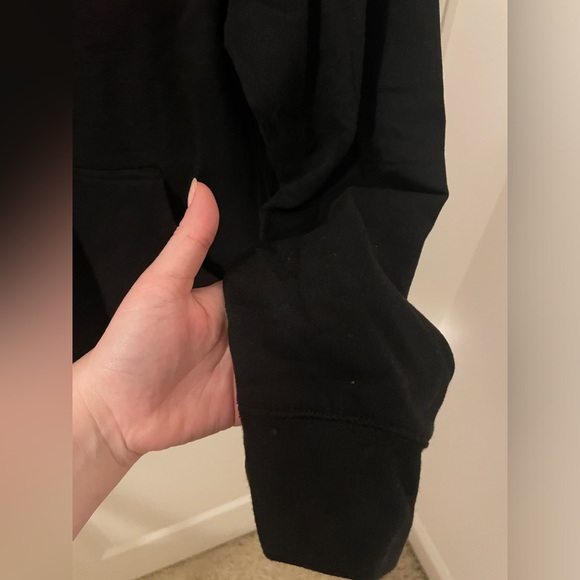 Ed Sheeran Equals Hoodie from the 2023 US The Mathematics Tour - Picture 5 of 13